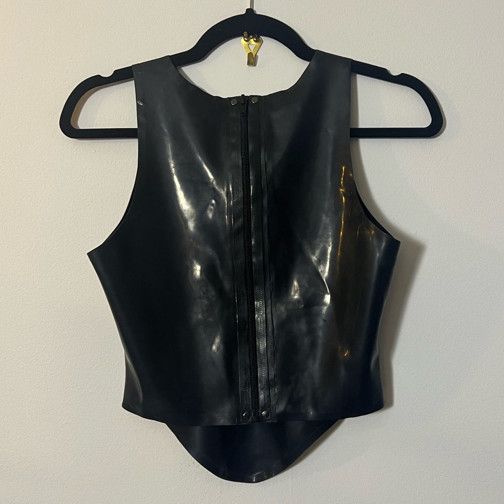 MIAOU  Jinx Latex Tank Top - Picture 6 of 8